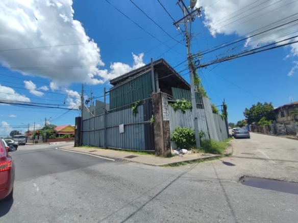 PRICE REDUCED — Prime Investment Opportunity in Barataria!