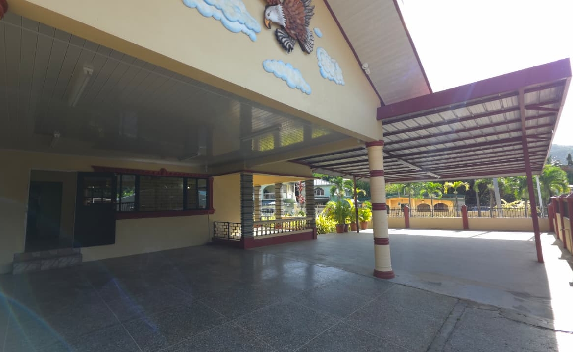 Spacious 4-Bedroom House for Rent – Sinanan Gardens, Santa Cruz