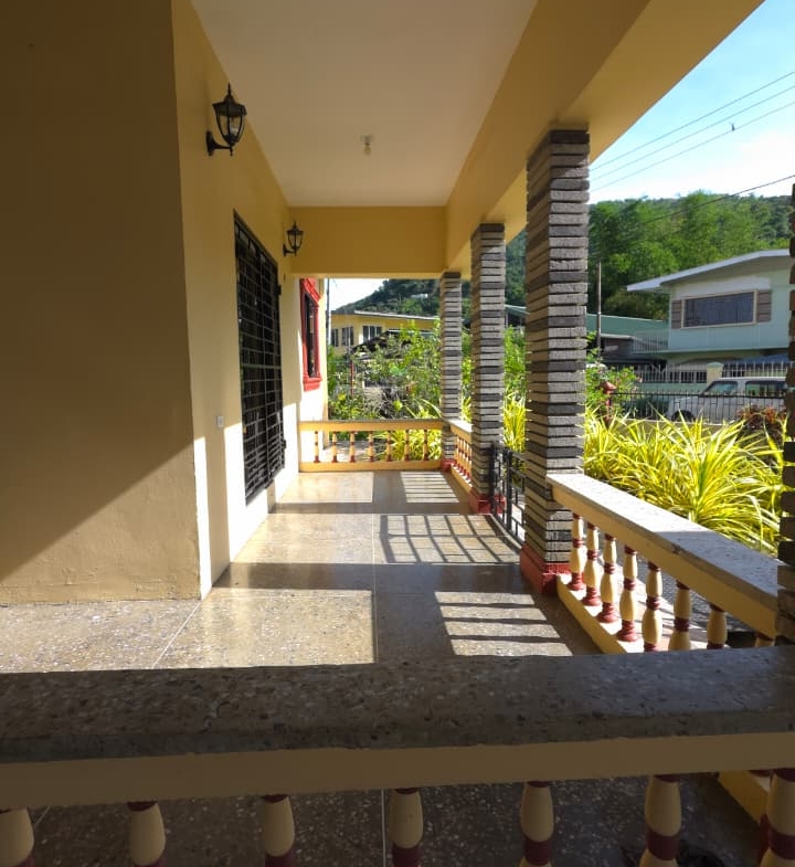Spacious 4-Bedroom House for Rent – Sinanan Gardens, Santa Cruz