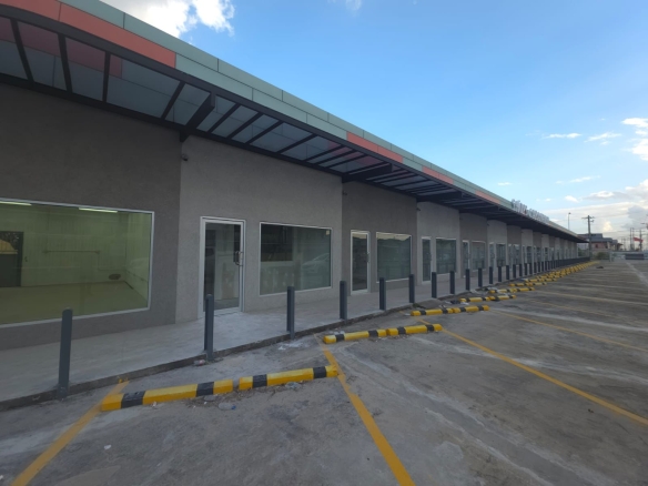 Commercial Space for Rent – End of Aranguez Main Road
