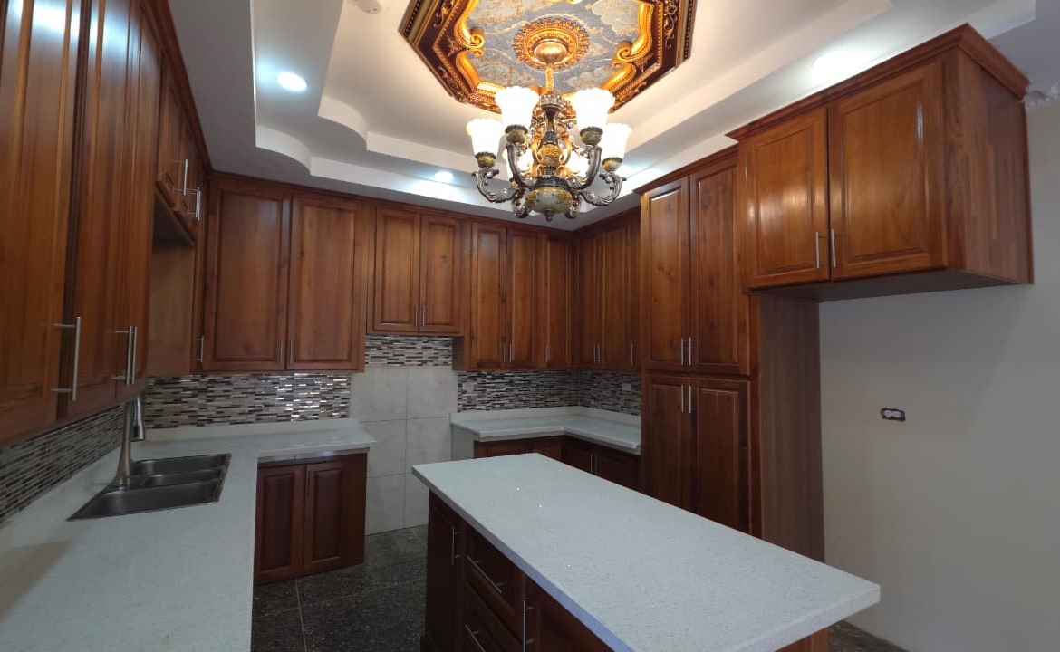 Spacious 4-Bedroom House for Rent – Sinanan Gardens, Santa Cruz