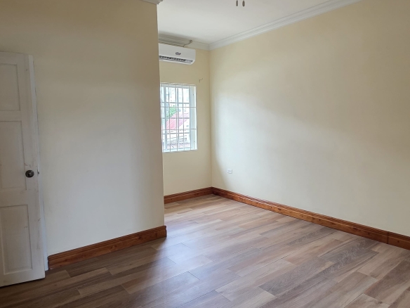 Spacious 2-Bedroom Apartment for Rent – Aranguez