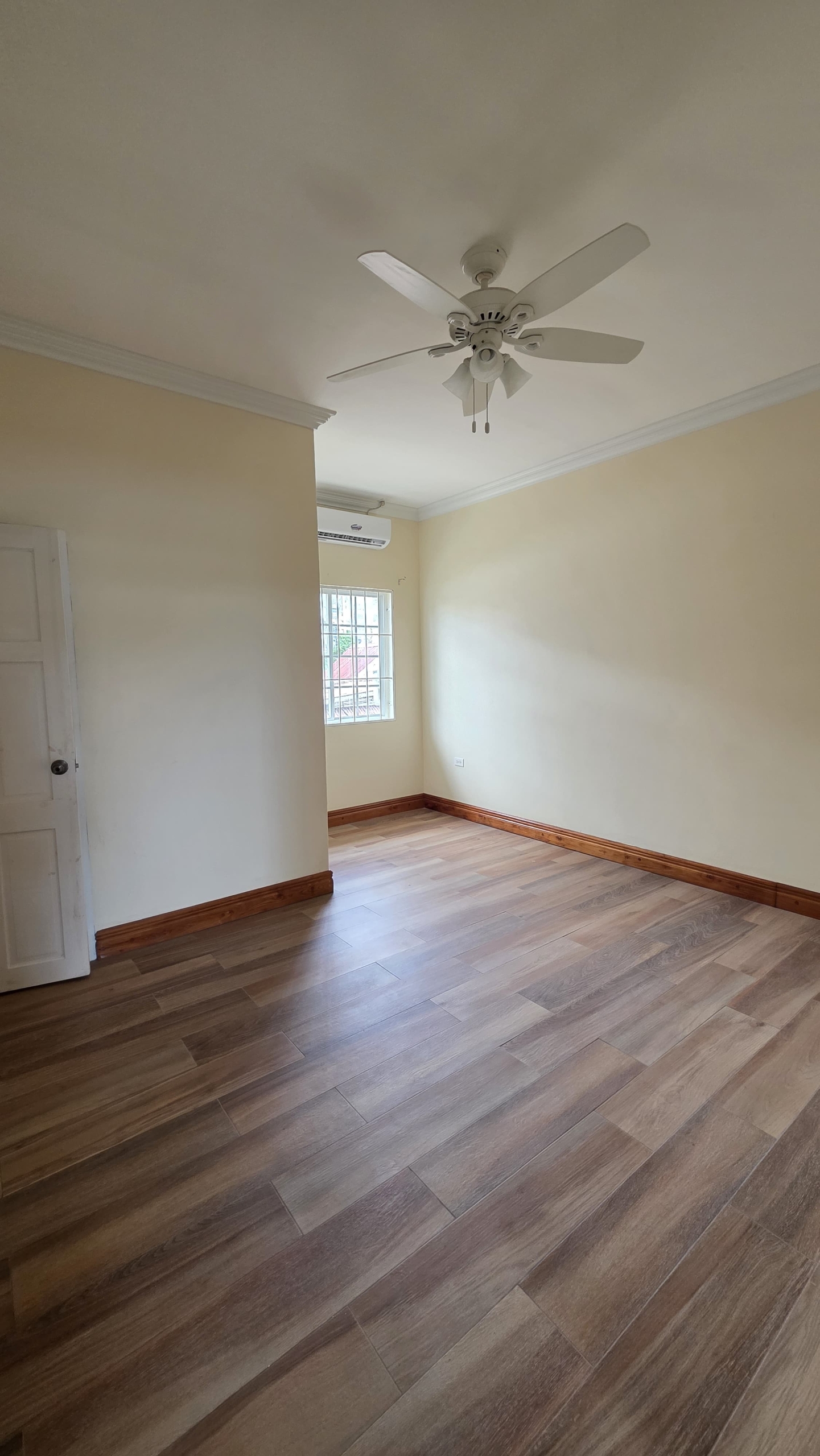 2 Spacious 2-Bedroom Apartment for Rent – Aranguez