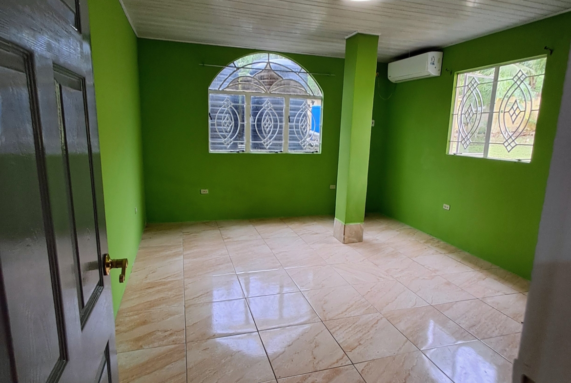 Family Appropriate 2 Bedroom Apartment