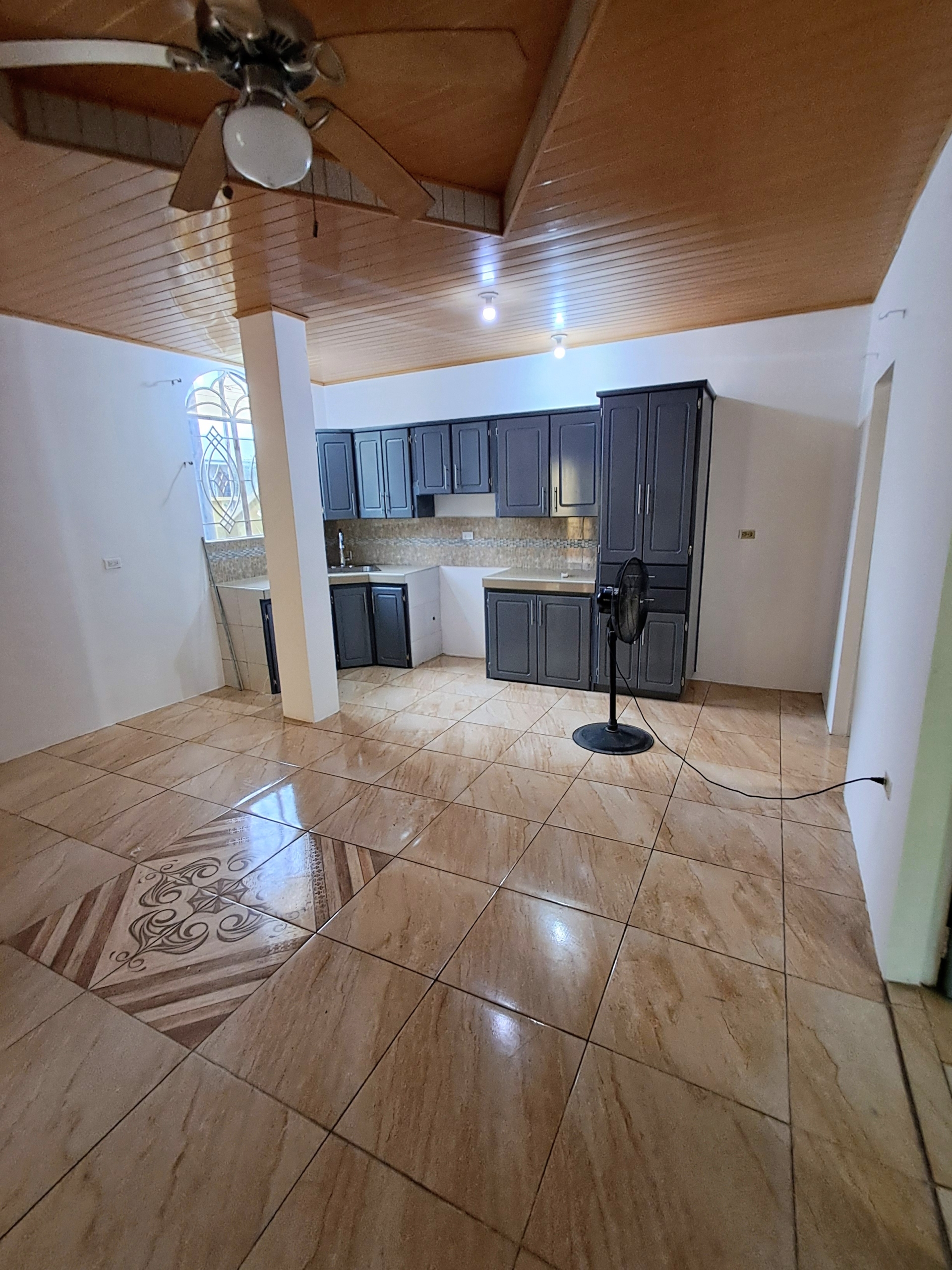 Family Appropriate 2 Bedroom Apartment