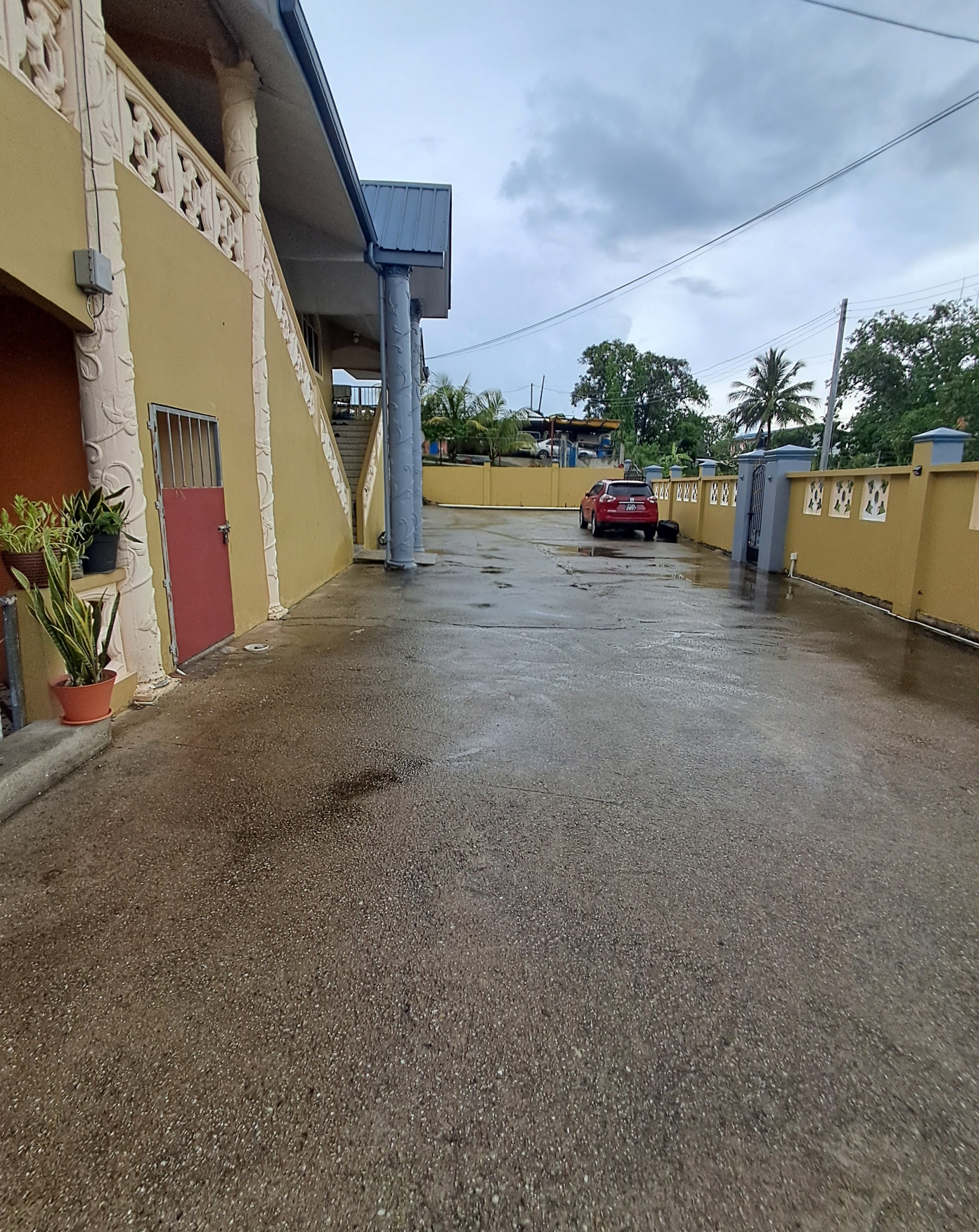 20260711_121509~2 Beautifully Maintained 2 Bedroom Apartment