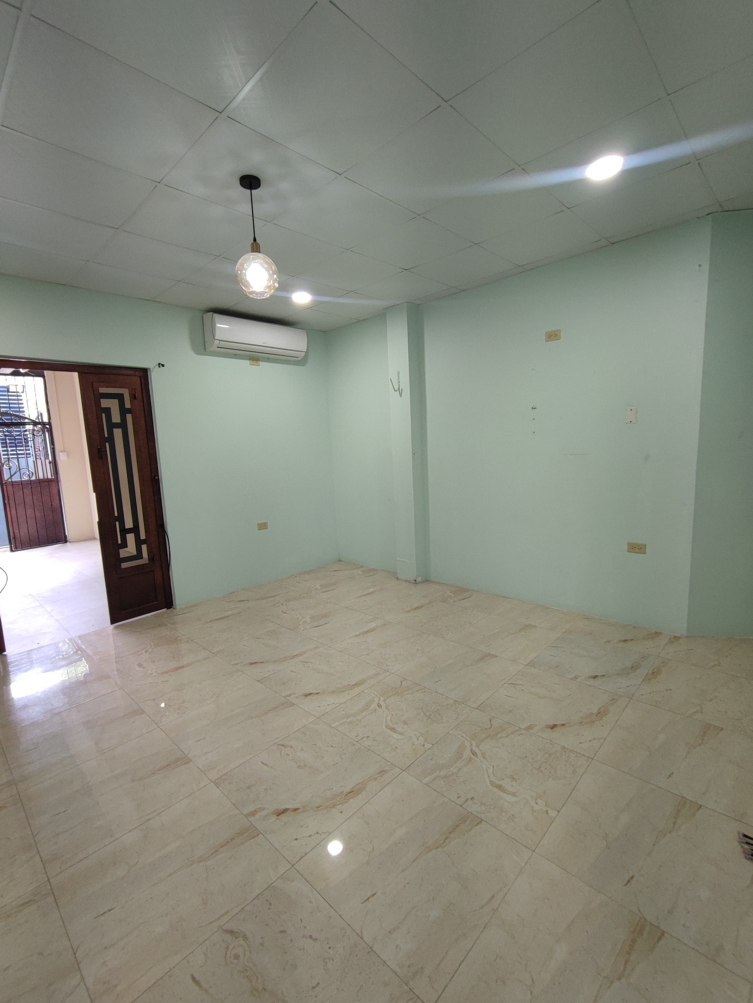 3 Spacious 2-Bedroom Apartment for Rent – Valencia Main Road