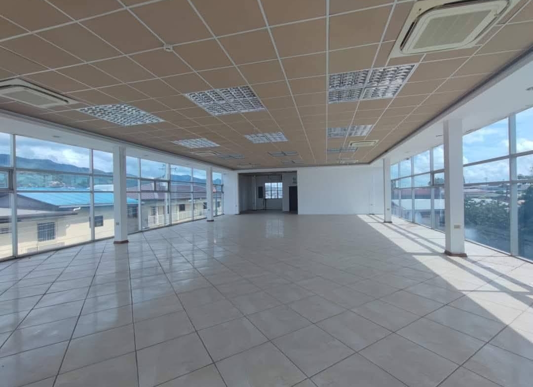 Prime Commercial Building for Sale – El Socorro Main Road