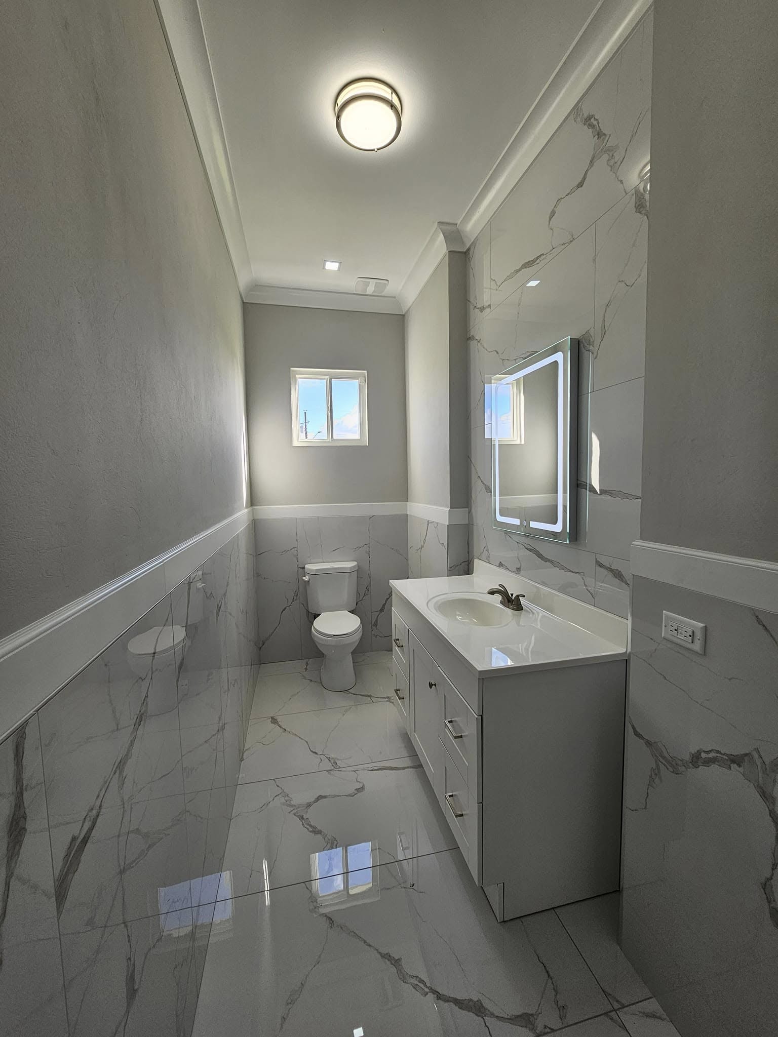 Luxury Semi-Furnished Homes for Sale – Calcutta, Freeport