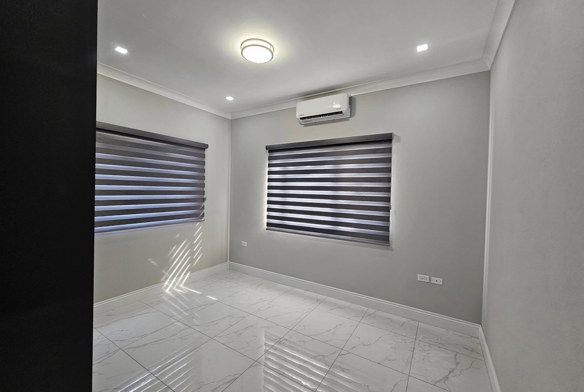 Luxury Semi-Furnished Homes for Sale – Calcutta, Freeport