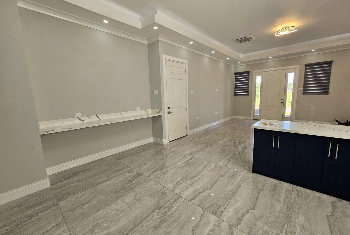 Luxury Semi-Furnished Homes for Sale – Calcutta, Freeport