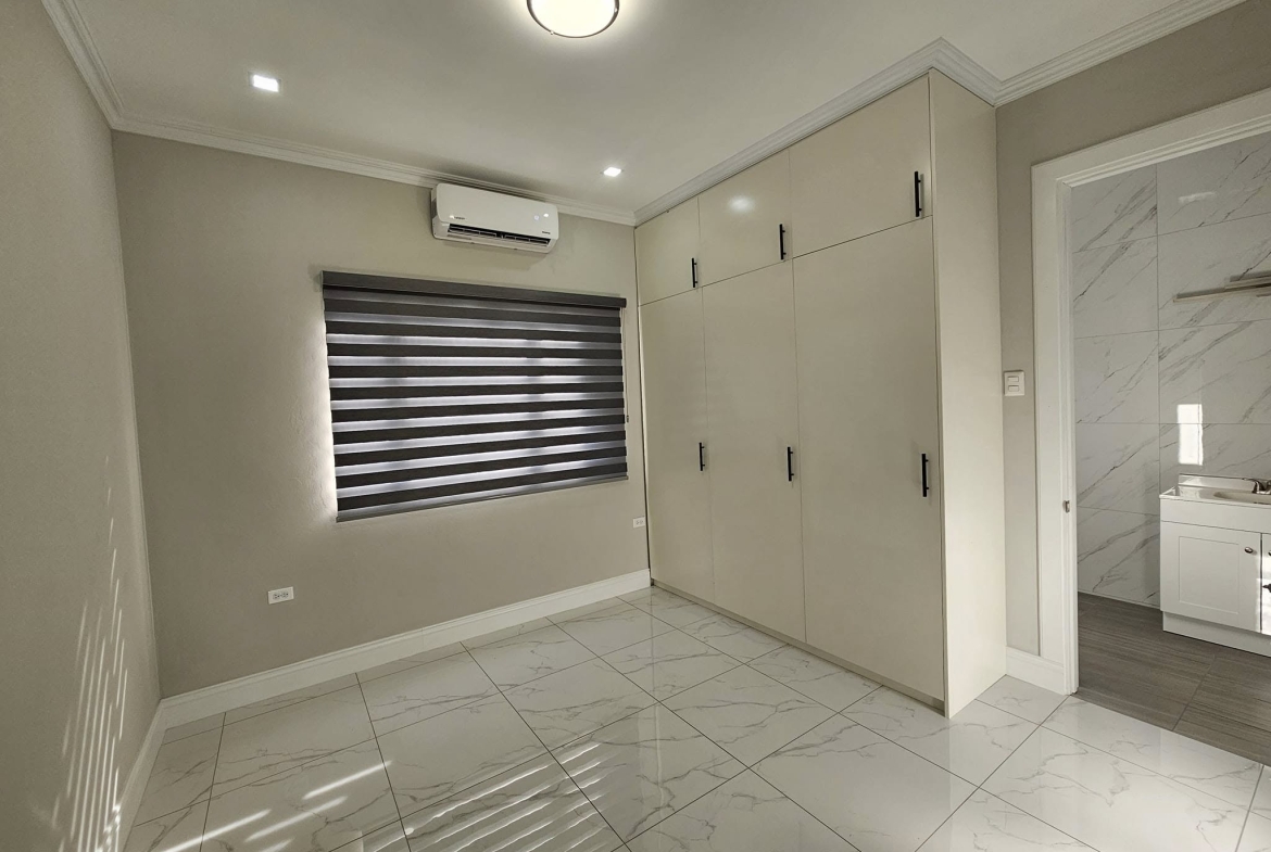 Luxury Semi-Furnished Homes for Sale – Calcutta, Freeport