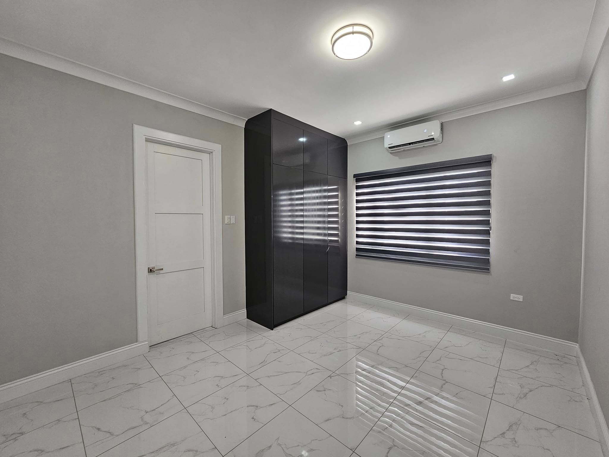 Luxury Semi-Furnished Homes for Sale – Calcutta, Freeport