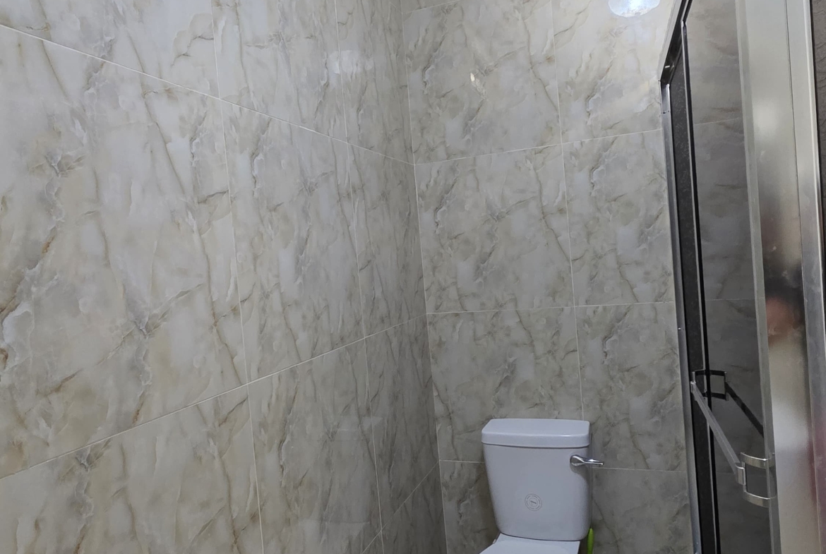 Spacious 2-Bedroom Apartment for Rent – Aranguez