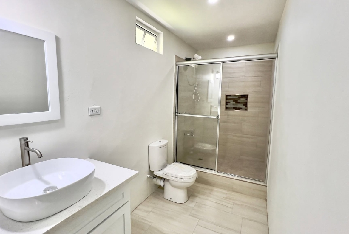 Brand New 1 Br Apt – Located Aranguez