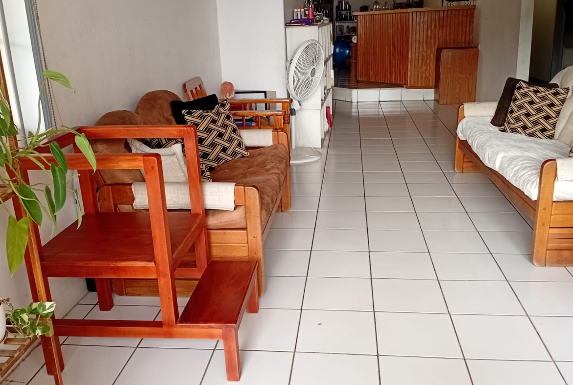 Spacious 3 Bedroom Dwelling Home – Prime Location – Freehold