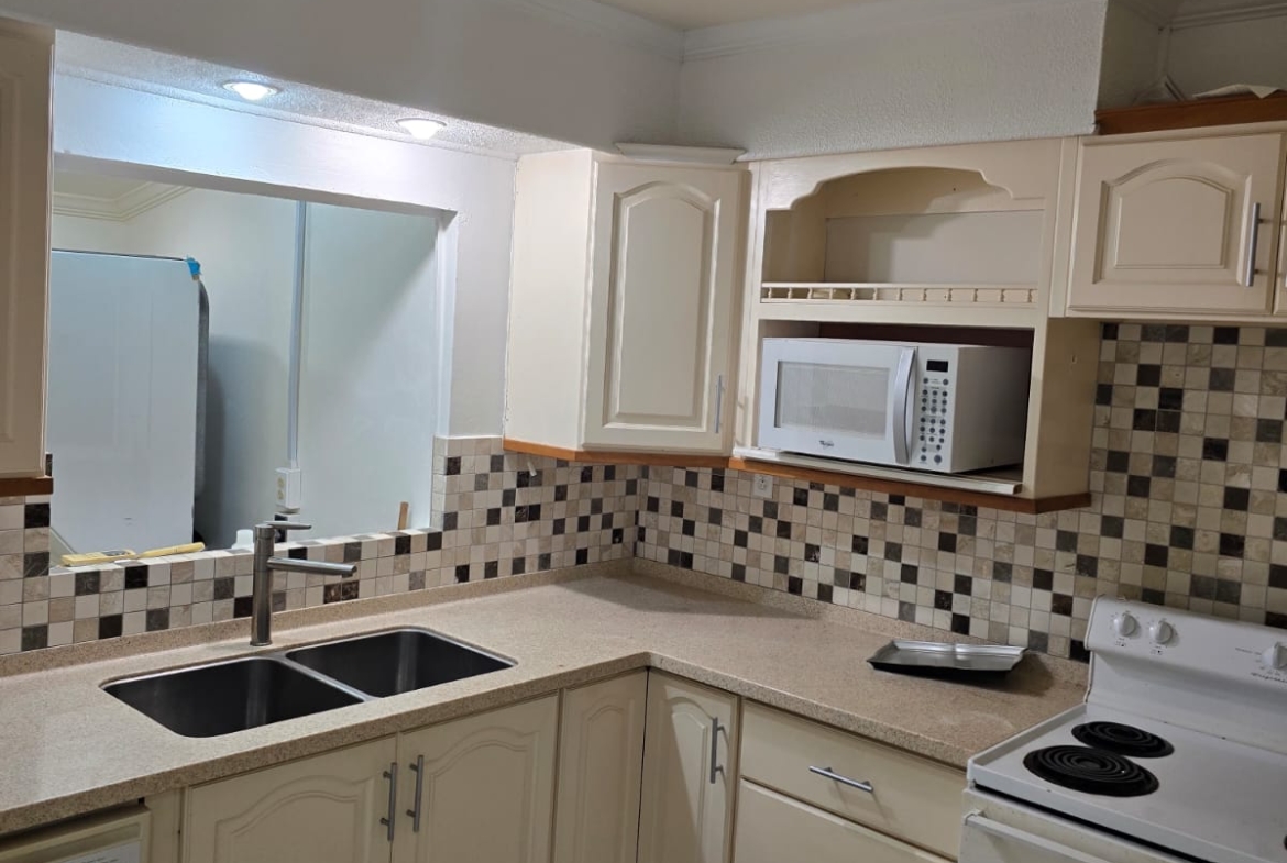 Artistic 3 Bedroom Townhouse for Sale