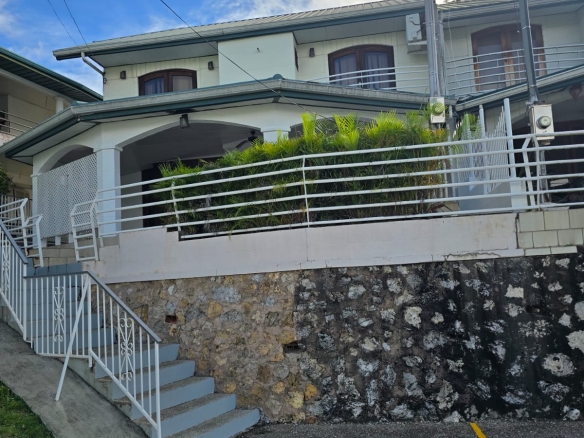 Artistic 3 Bedroom Townhouse for Sale