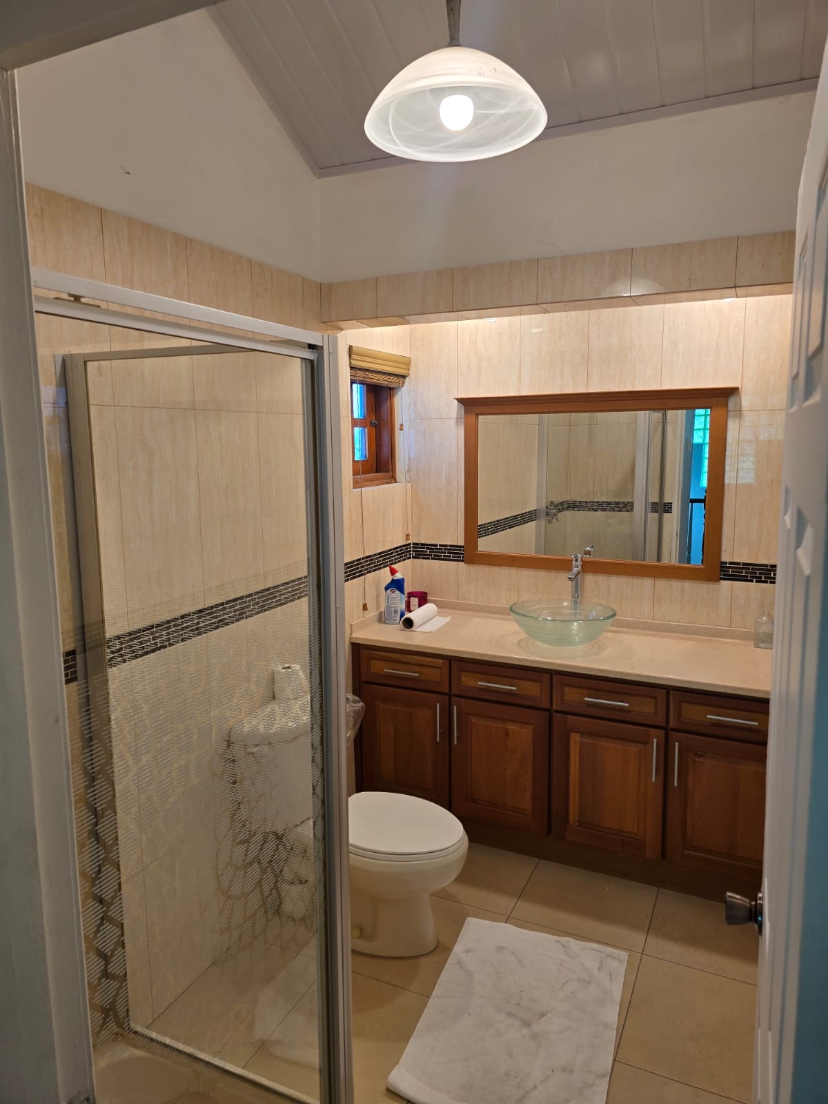 Artistic 3 Bedroom Townhouse for Sale