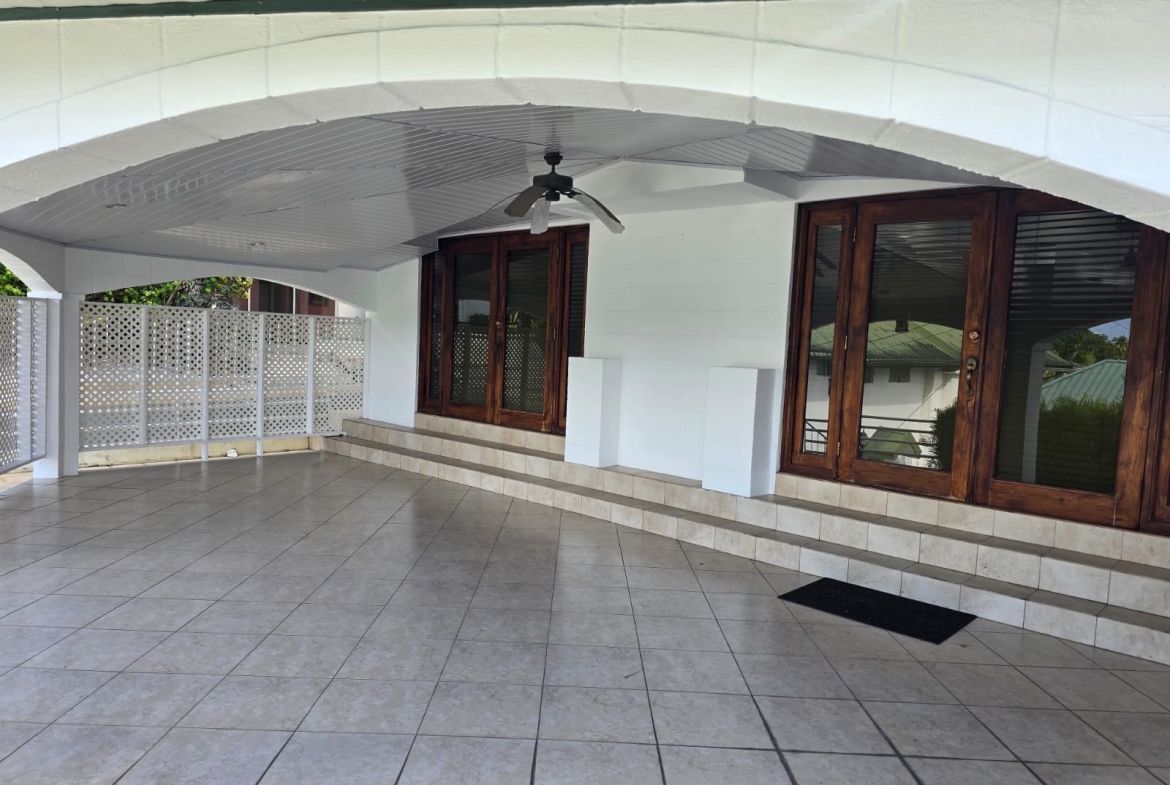 Artistic 3 Bedroom Townhouse for Sale