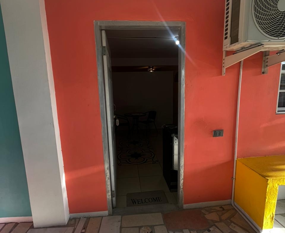 Cozy one bedroom Apartment for rent Piarco.