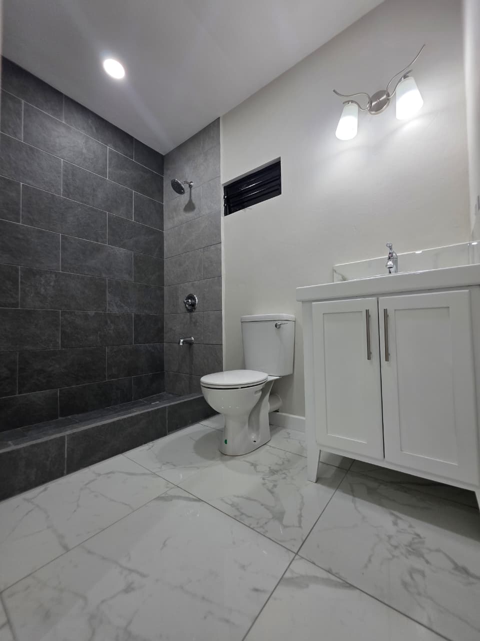 Brand-New Family Homes for Sale – Redhill, D’Abadie