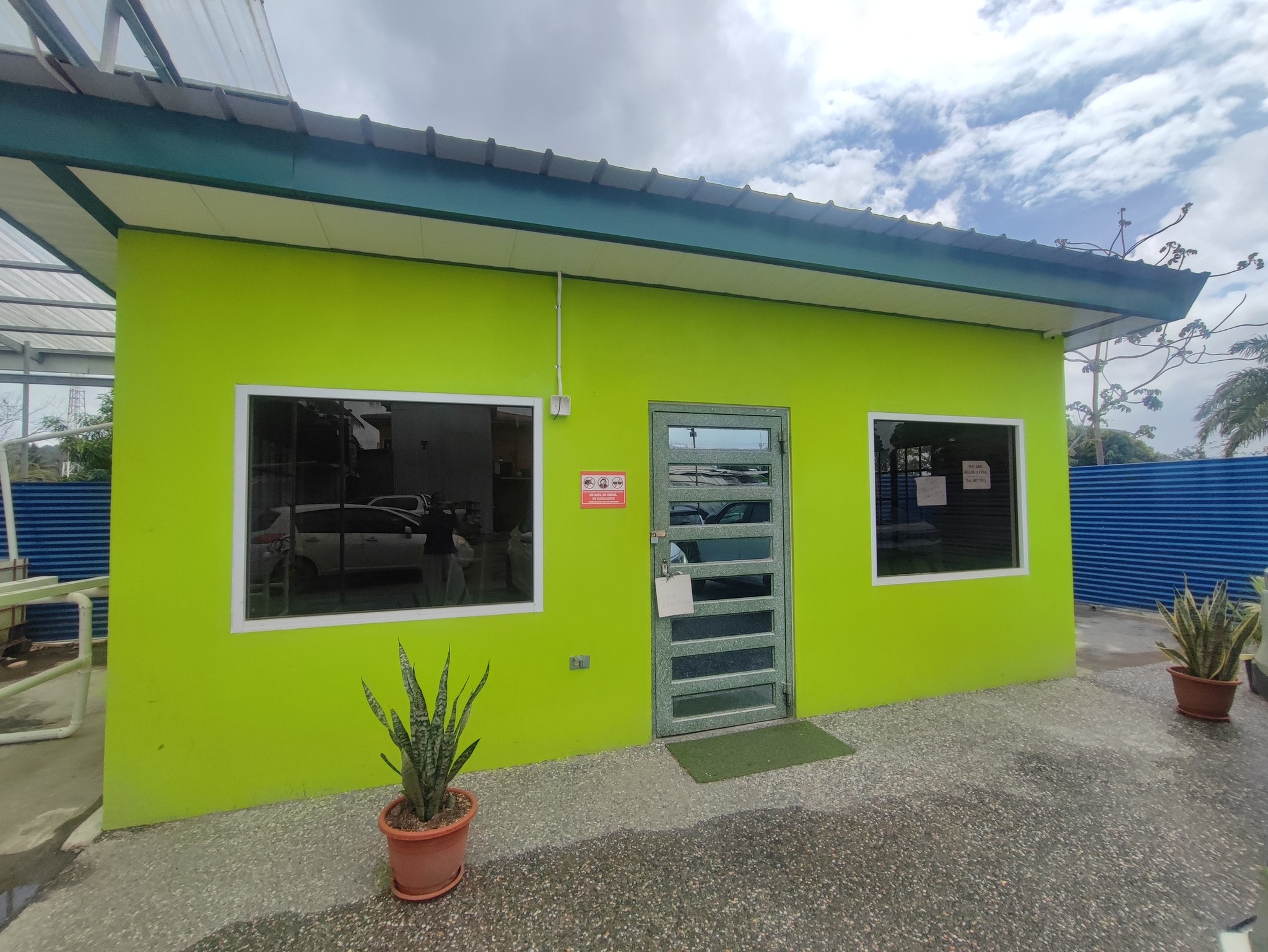 Commercial Space for Rent – Valencia Main Road