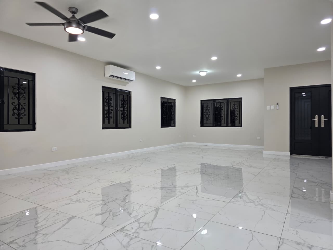 Brand-New Family Homes for Sale – Redhill, D’Abadie