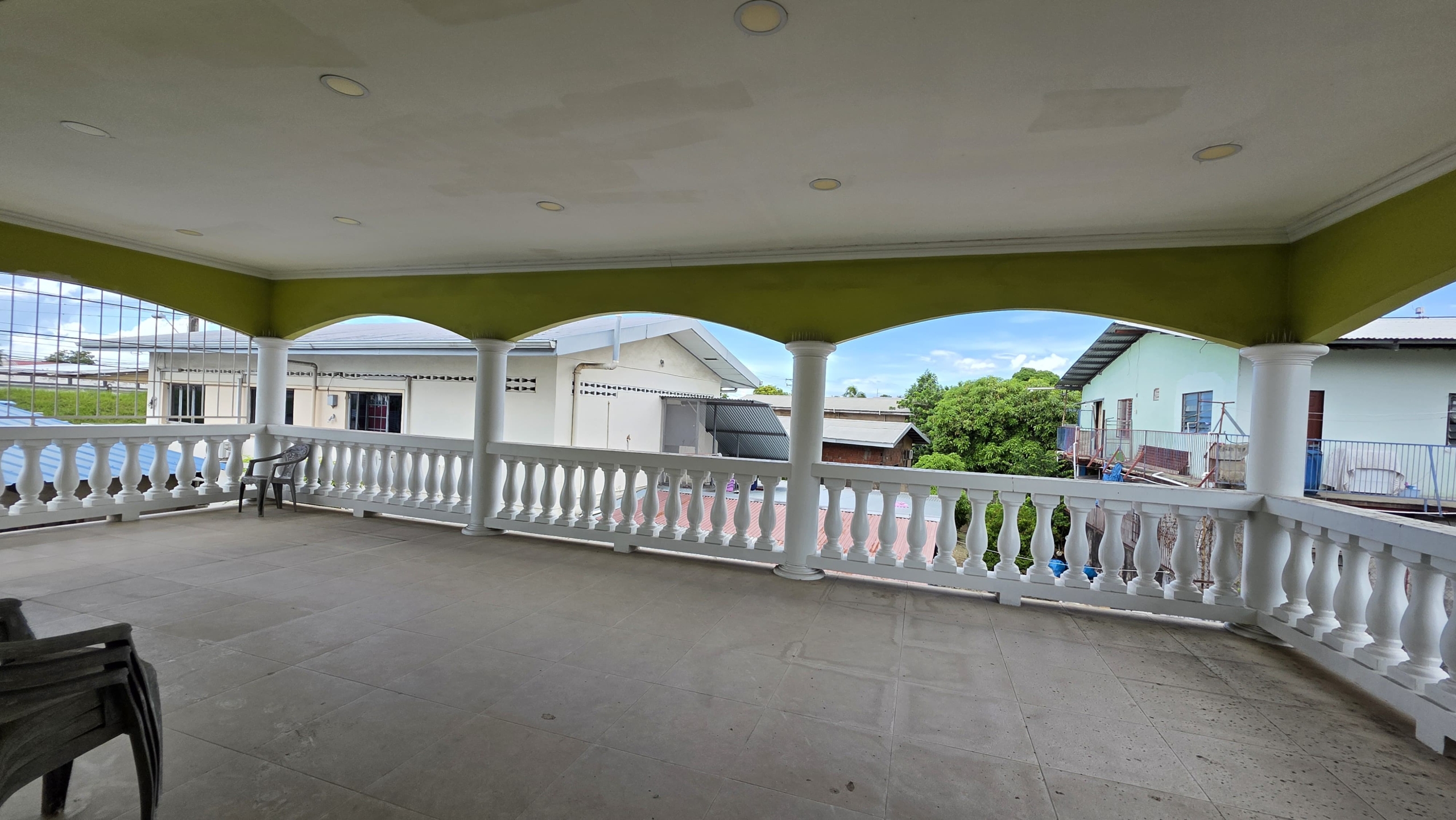 patio Spacious 2-Bedroom Apartment for Rent – Aranguez