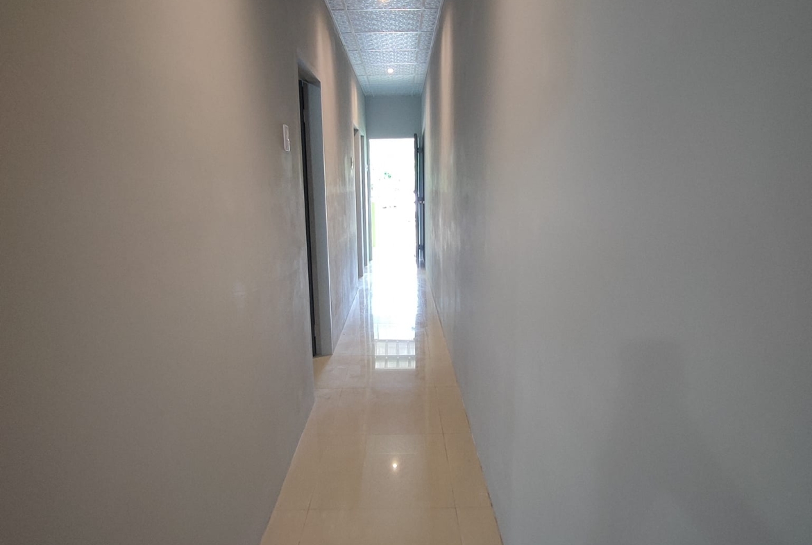 Spacious Two-Bedroom Apartment for Rent in Valencia