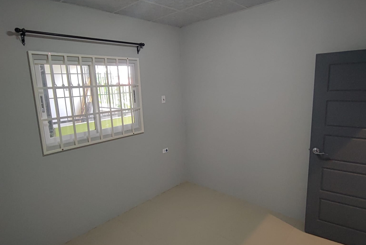 Spacious Two-Bedroom Apartment for Rent in Valencia