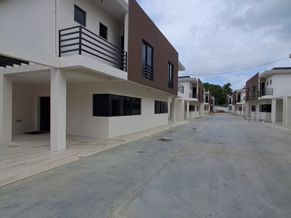 New and Elegantly Designed Duplex Homes at Grand San Fernando